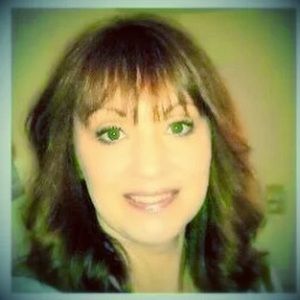 Meet your Posher, Leesha